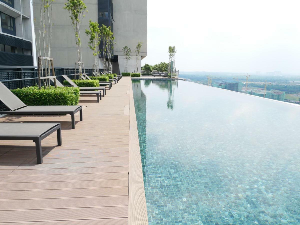 Tamarind Suites By Elite Stay سيبرجايا المظهر الخارجي الصورة