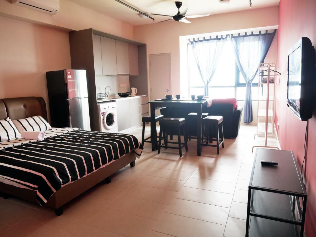 Tamarind Suites By Elite Stay سيبرجايا المظهر الخارجي الصورة