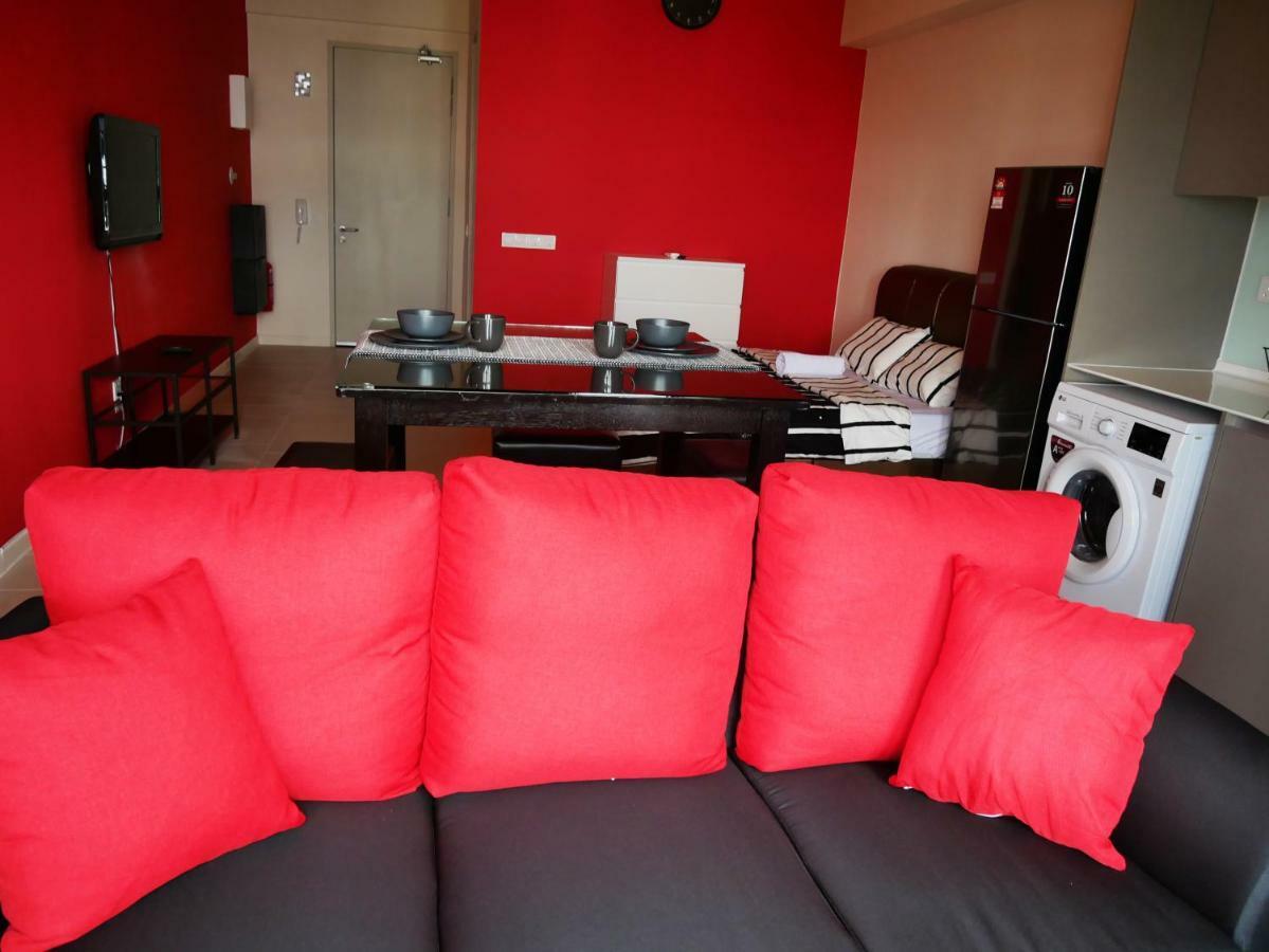 Tamarind Suites By Elite Stay سيبرجايا المظهر الخارجي الصورة